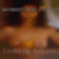Looking feminize